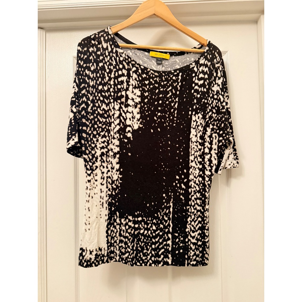 St. John Top Women Small Black White Abstract Splatter Scoop Neck Dolman Sleeve